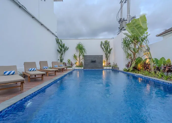 Loft Aparthotel 4*
