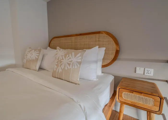Loft Aparthotel 4*