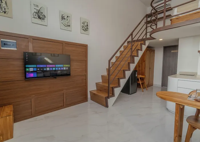 Loft Aparthotel 4*